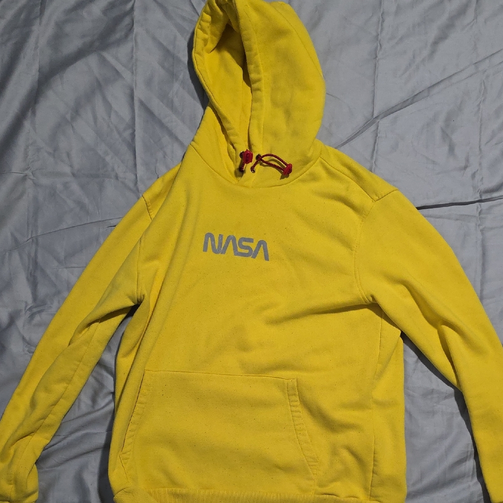 Forever 21 Bright Yellow Hoodie And Pants